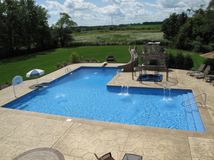 t shaped swimming pool